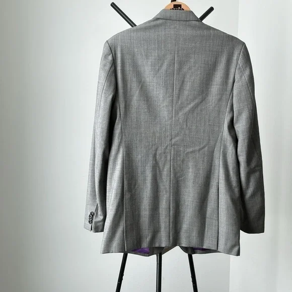 LUXURY Athletic Fit Suit Jacket | Grey Sharkskin | 38R - Picture 10 of 10